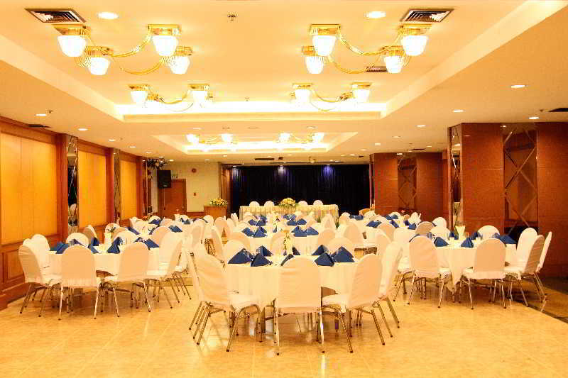 Grand Tower Rama 6