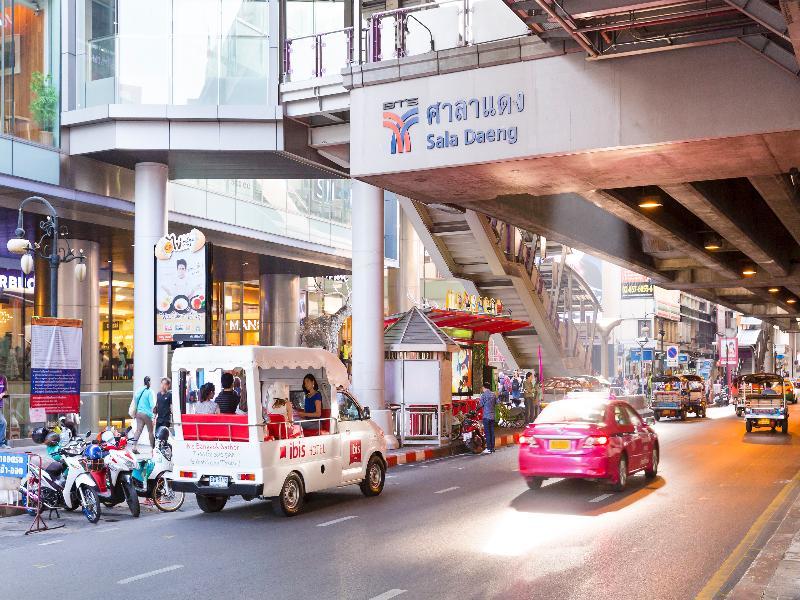 Ibis Sathorn