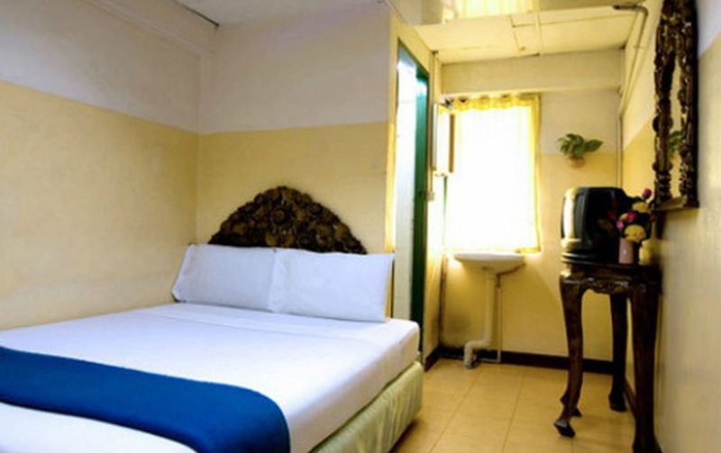 Hostel Sawasdee Smile *