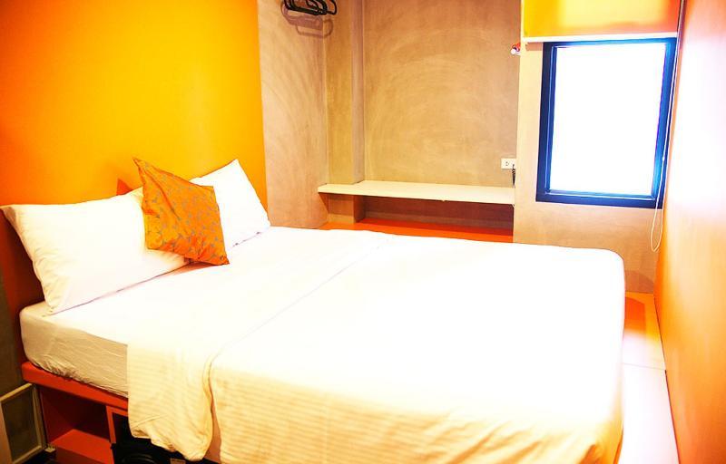 Hostel Lub D Siam - Opposite Mbk & Next To Skytrain - Perfect For Shopping Lovers! *