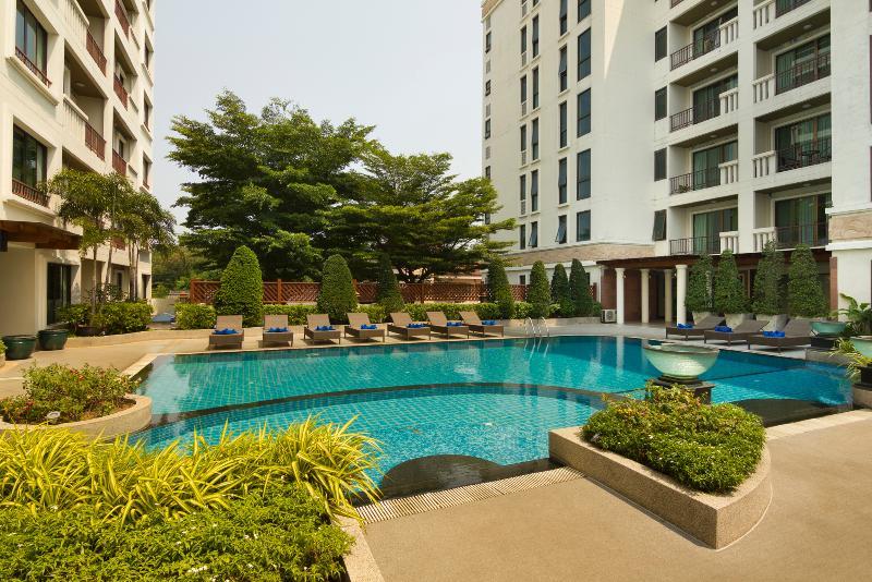 Lasalle & 3* Bangkok