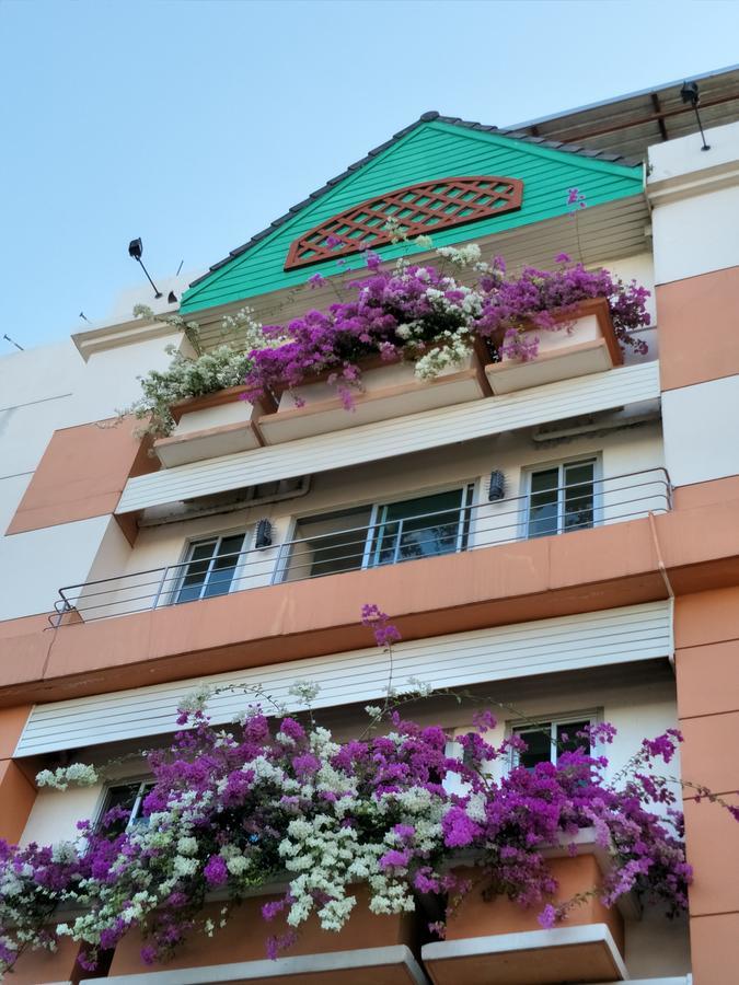 Sandy Serviced Aparthotel