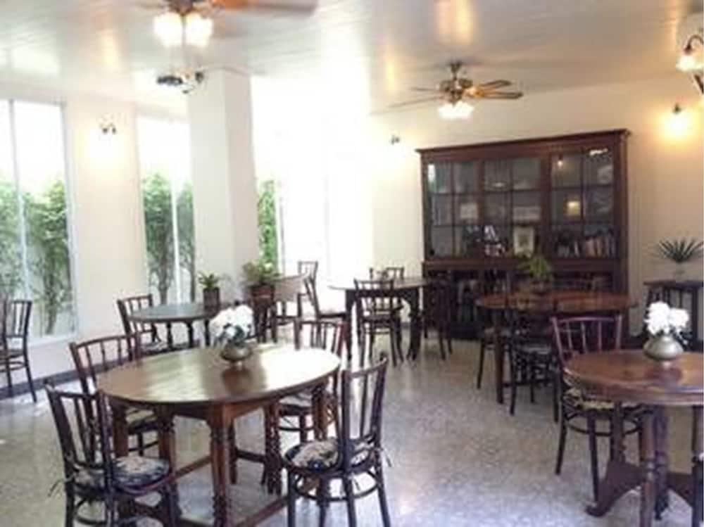 Ssip Boutique Dhevej (adults Only) Hotel 4*