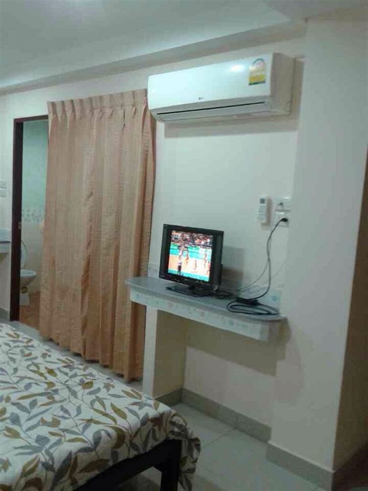 Hotel Oyo 75405 Ladda Place 3*