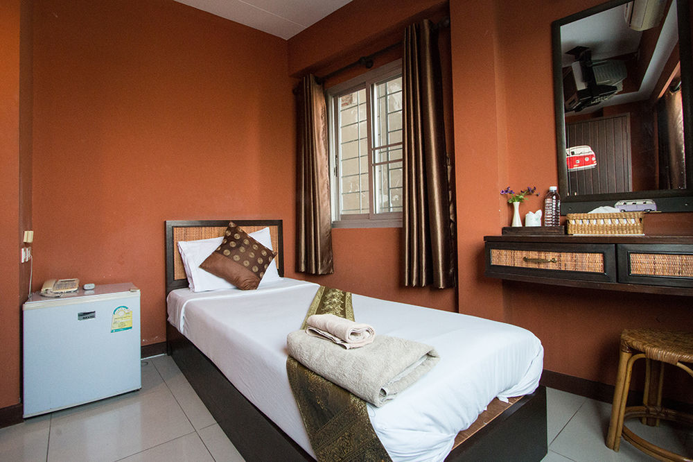 Hotel Pannee Khaosan - Sha