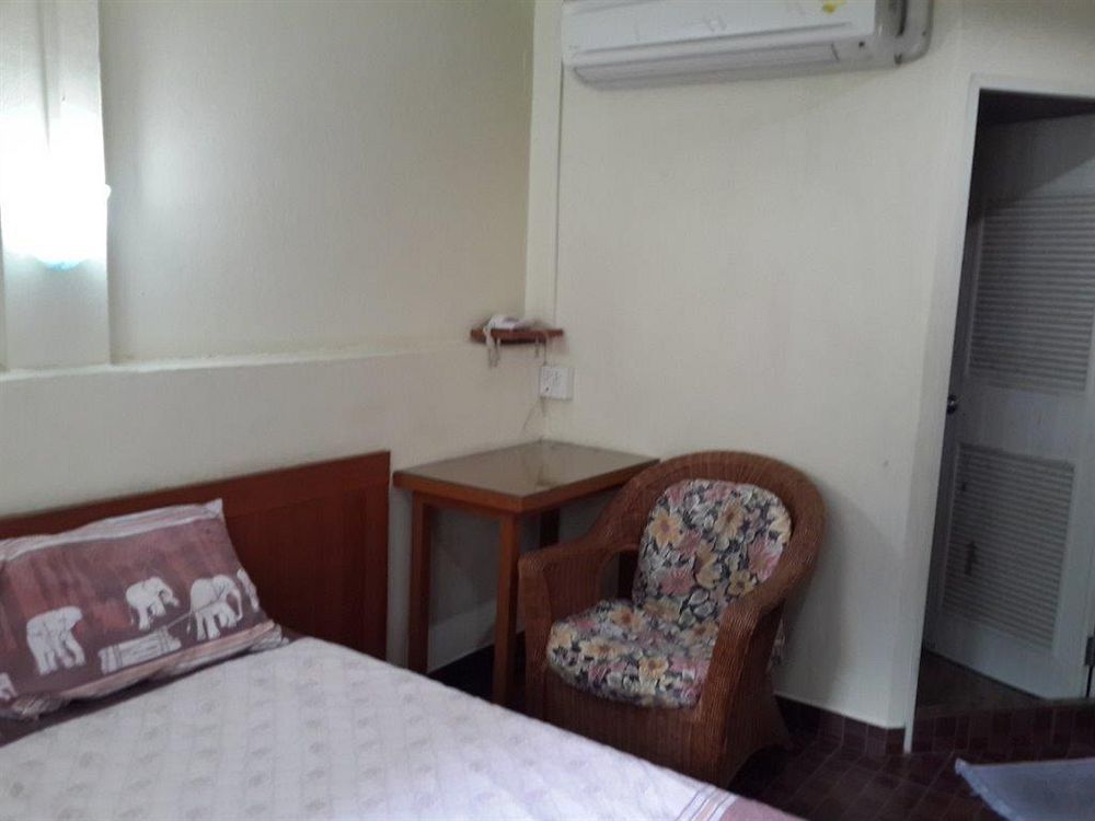Orchid Place Inn