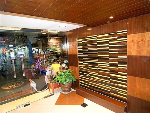 Grand Lucky Hotel