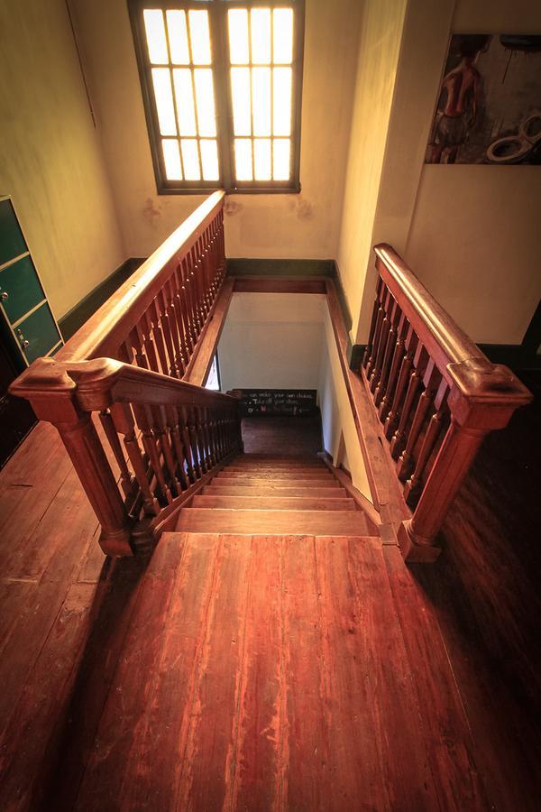 Hostel A Day In A Life & Gallery *