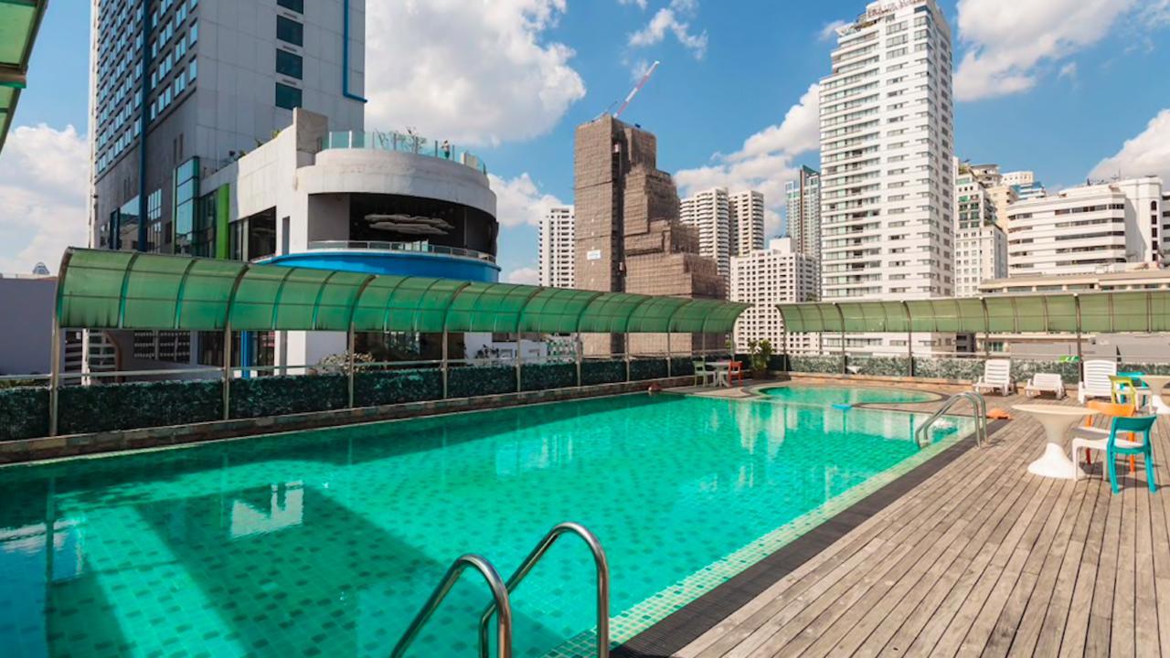 Jj Suites Hotel