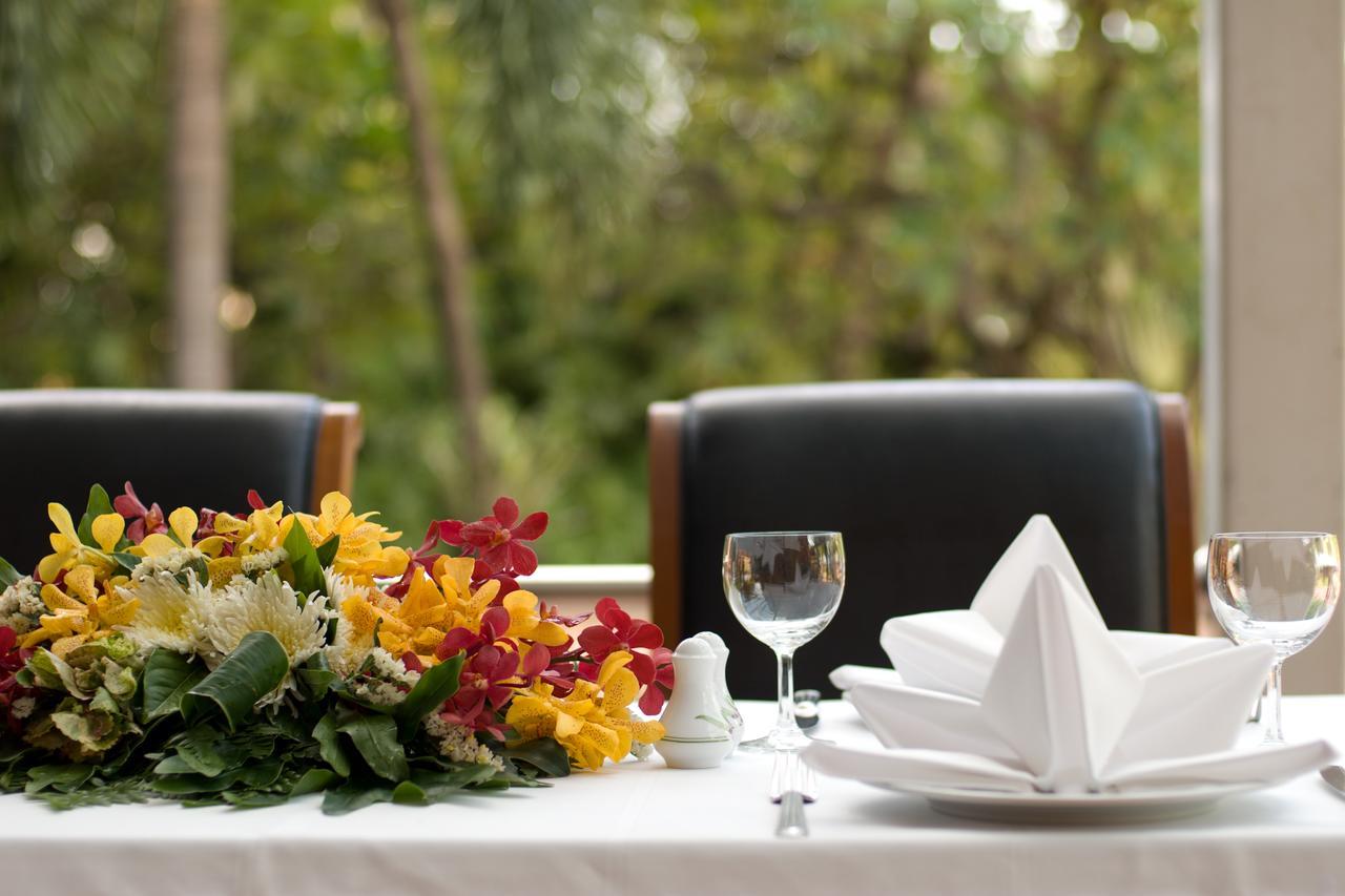 Hotel Montien Riverside
