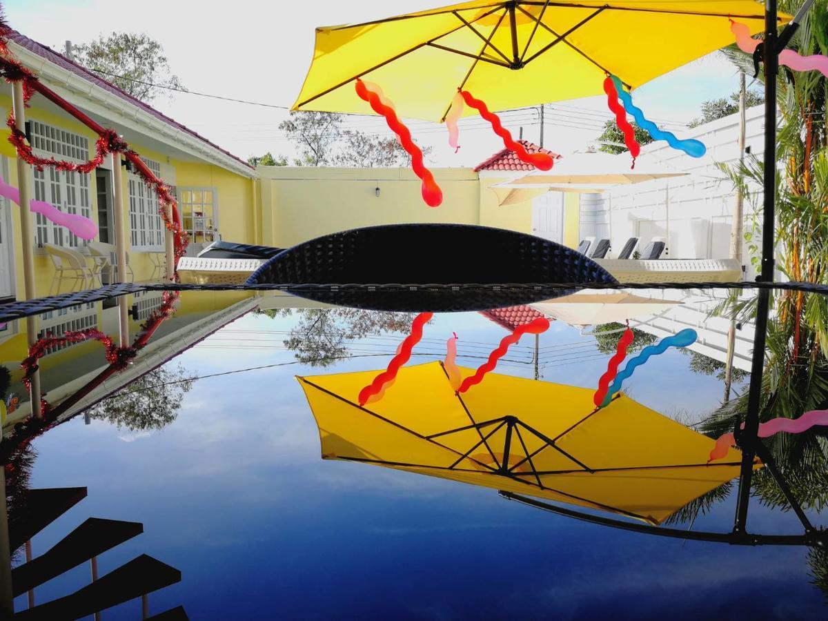 Barefeet Naturist (adults Only) 3* Bangkok