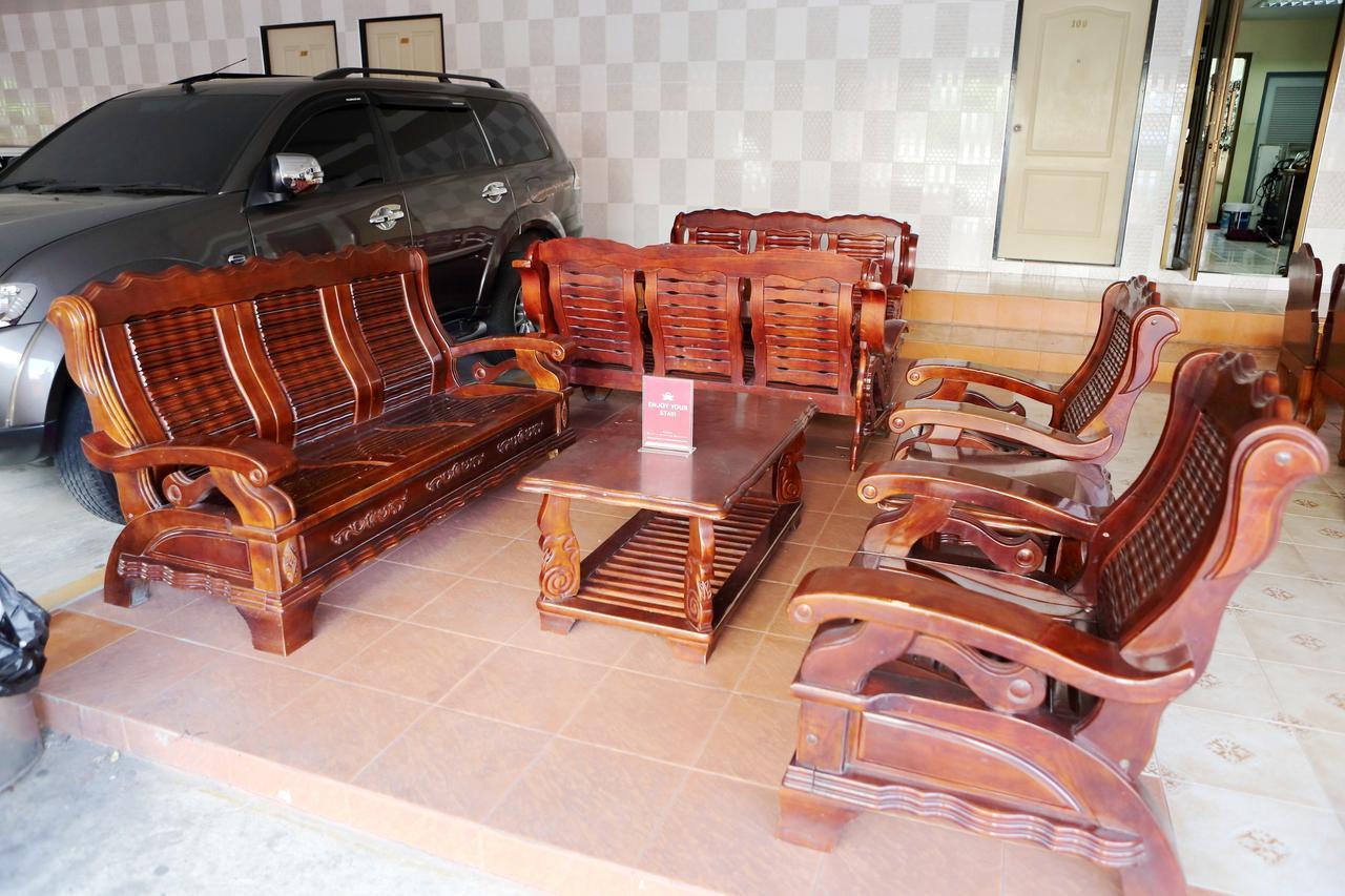 Zen Ramkhamhaeng Mansion Penginapan
