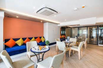 Lucky House Khaosan Hotel