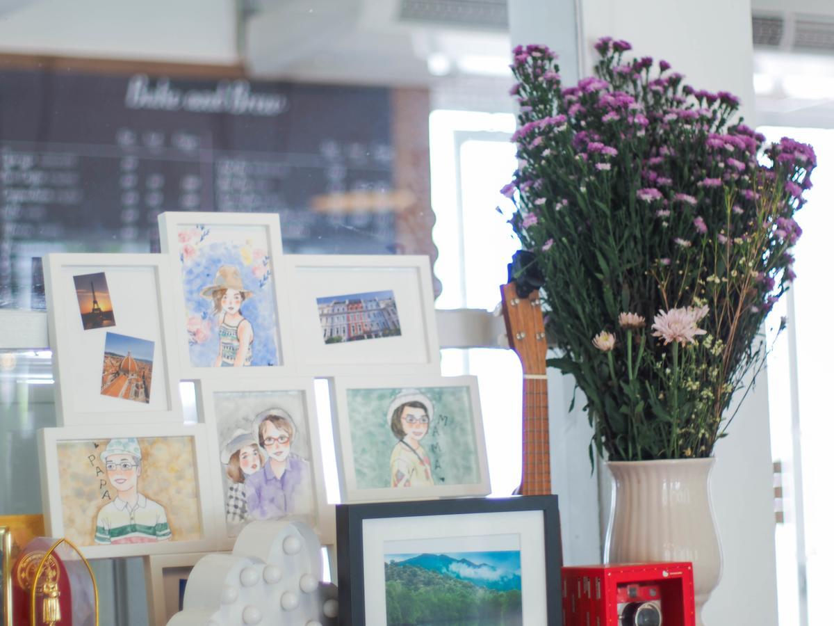 Mistletoe Bakery & Albergue *