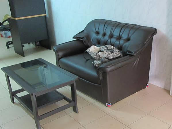 Guest house Lee House *