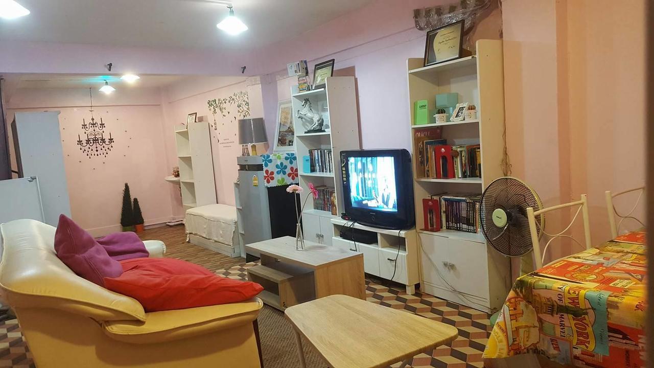 Hostel S-space Chatuchak *