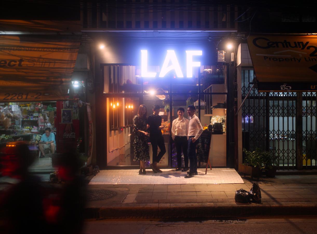 Capsule hotel Laf Aree 2*