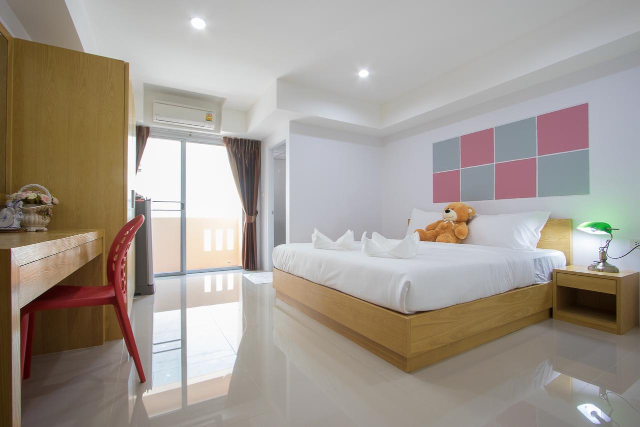 Aparthotel Jr Mansion On Nut Soi 25 Bangkok