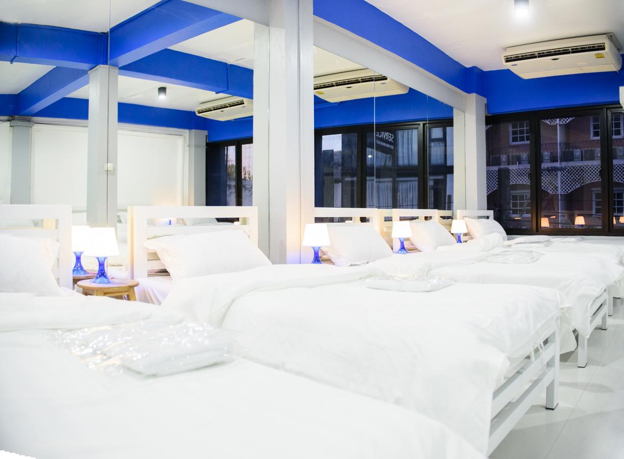 Oyo 783 Brunch Marker Cafe&hostels Hotel Bangkok