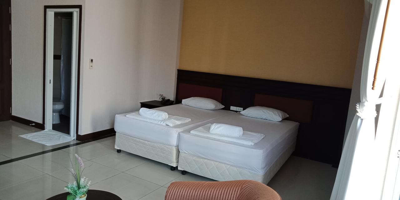 Hotel Arsarom &