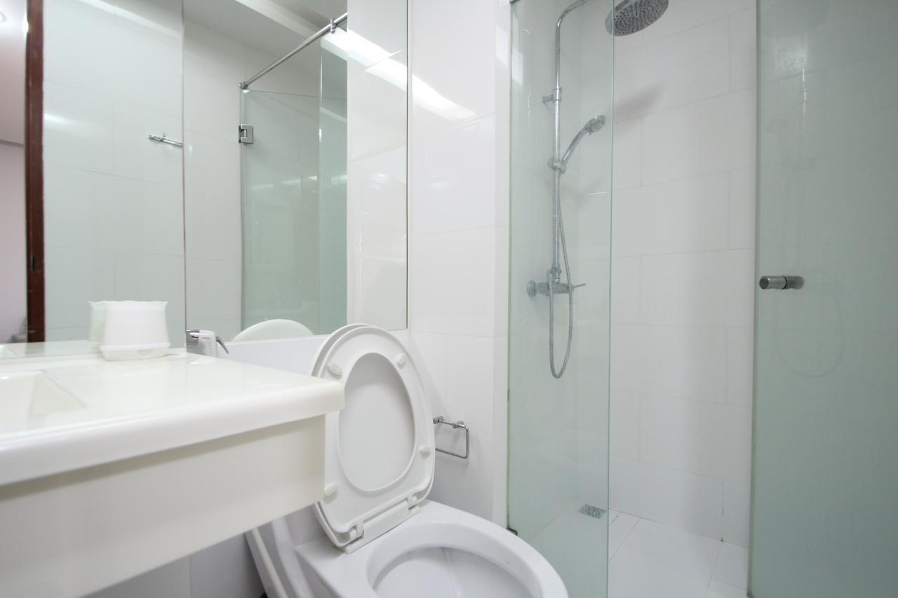 Emerald Ratchada Apartment Bangkok