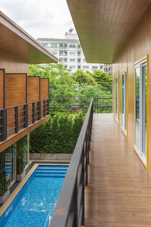 Hotel V - Mrt Huai Khwang 3*