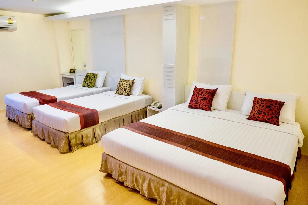 The Konnect Hotel 2*