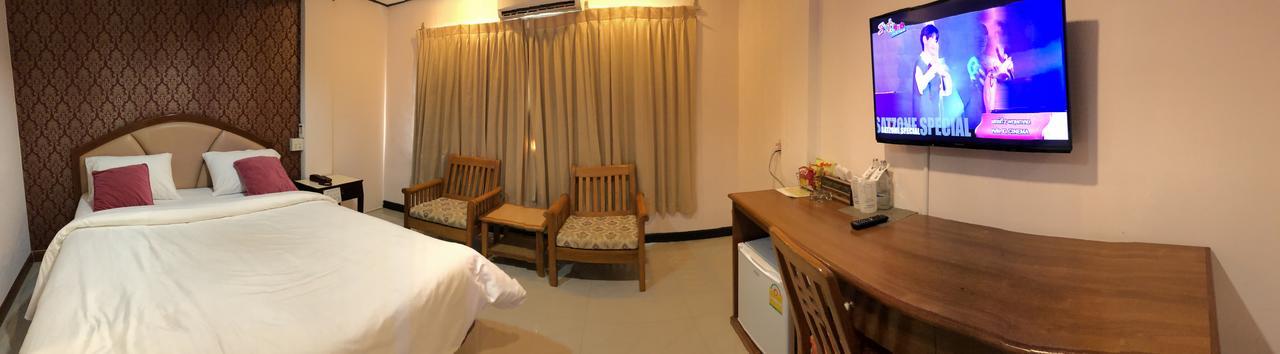 At Rumah tetamu