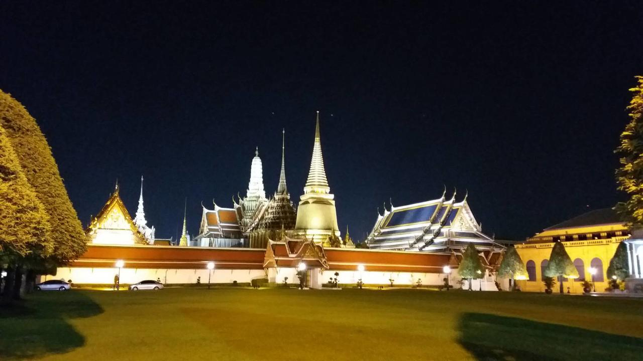 Jl Siriraj Hotel *