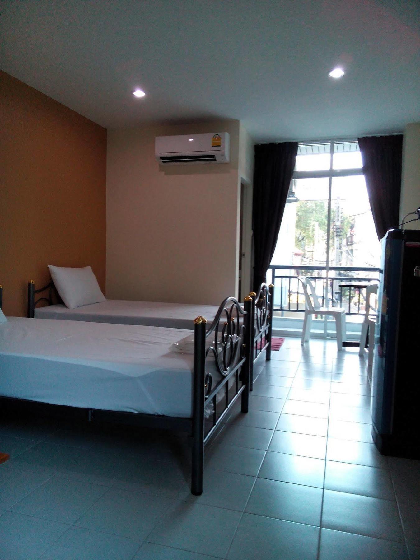 Hotel Paragon One