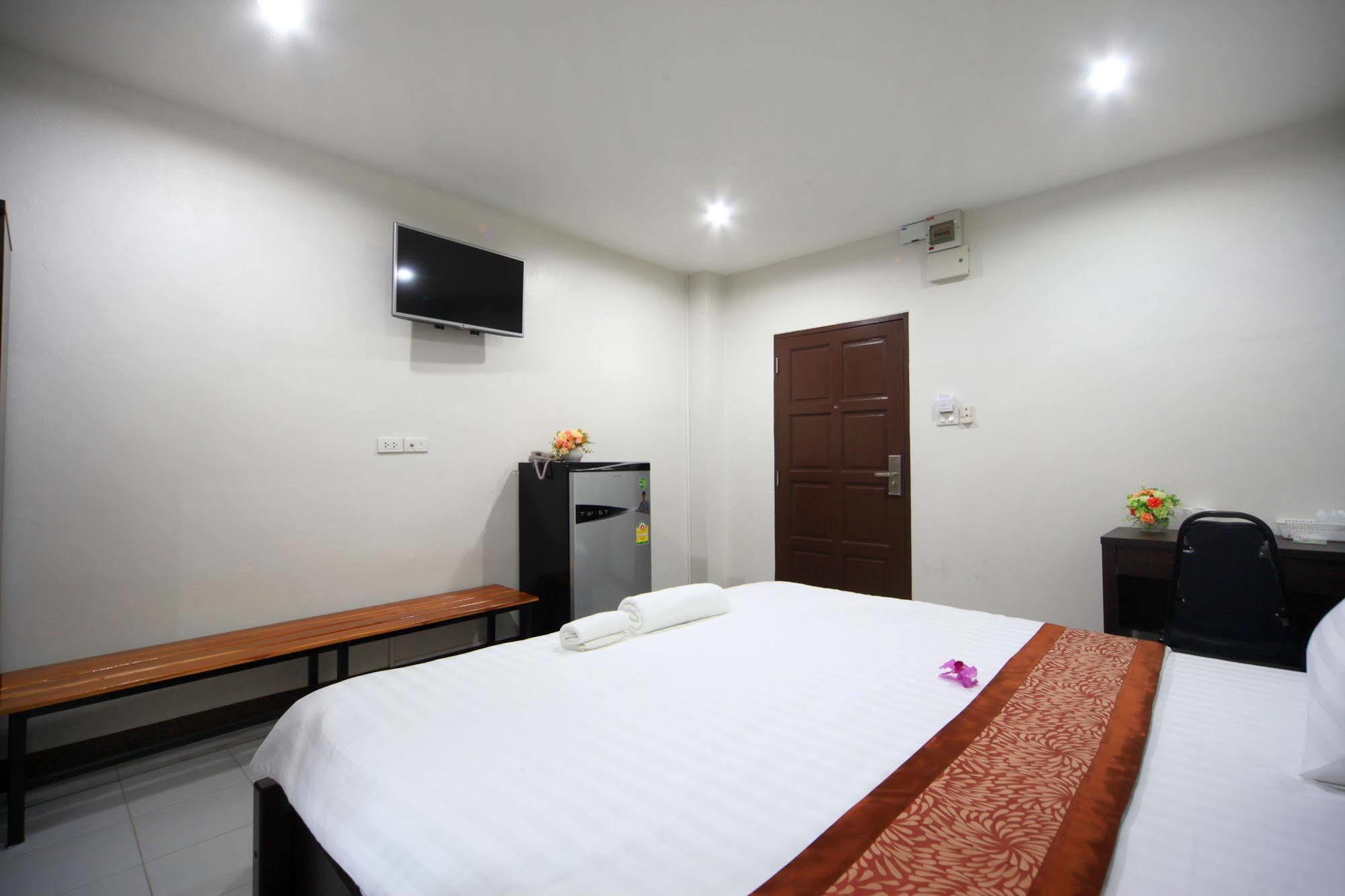 Paragon One Hotel