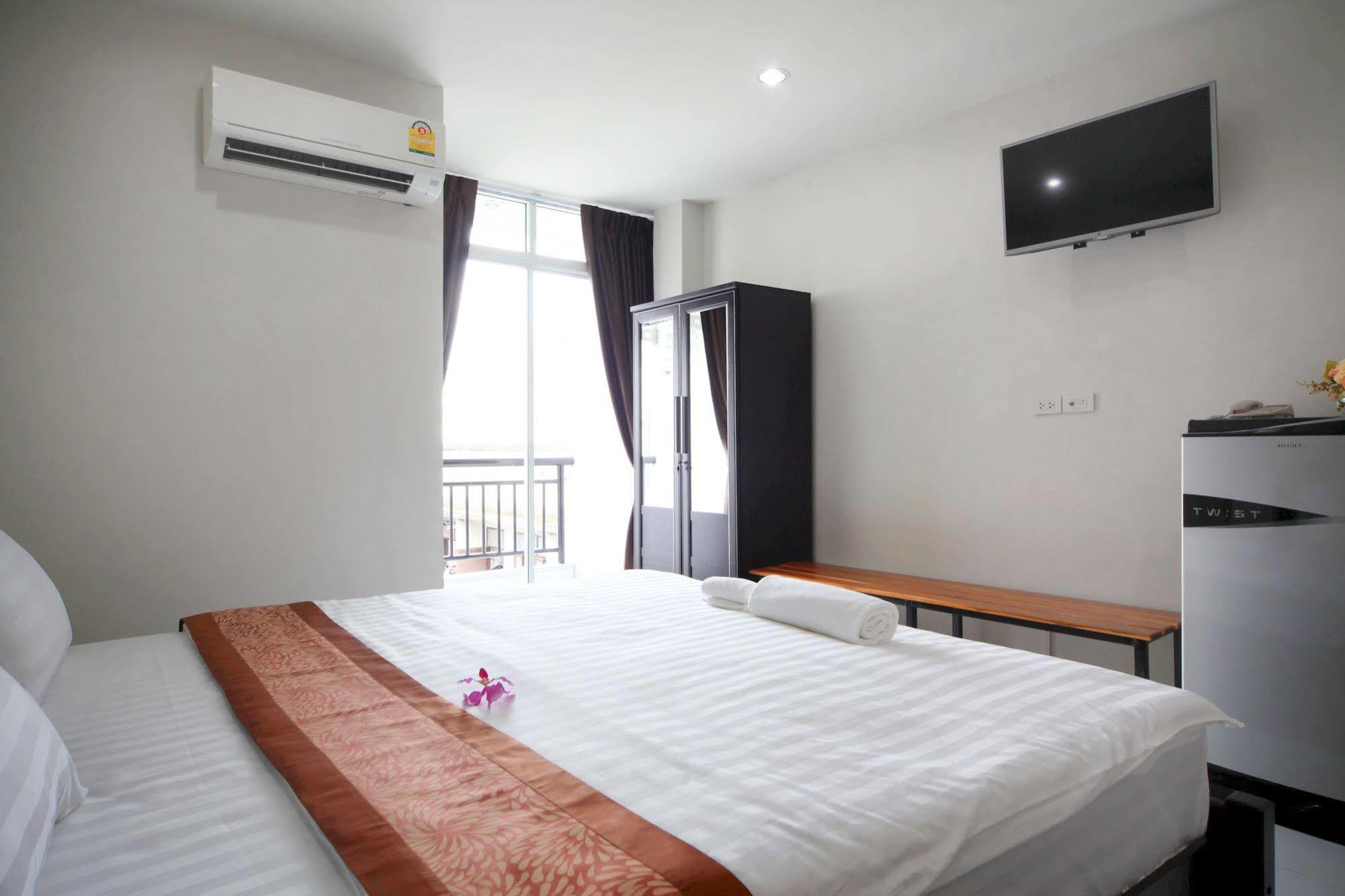 Paragon One 2* Bangkok