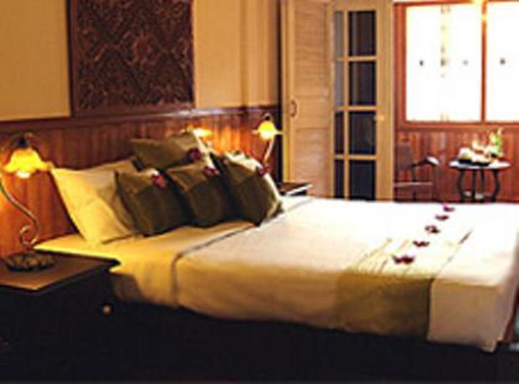 Guest house Baan Chantra 2*