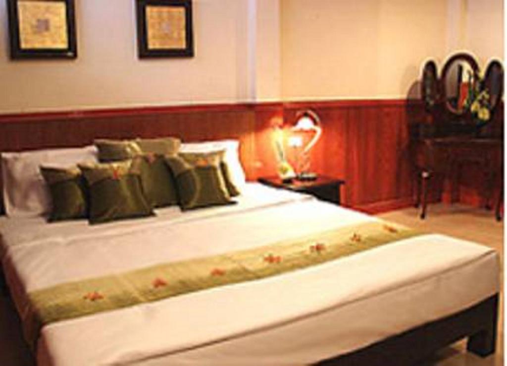 Guest house Baan Chantra 2*