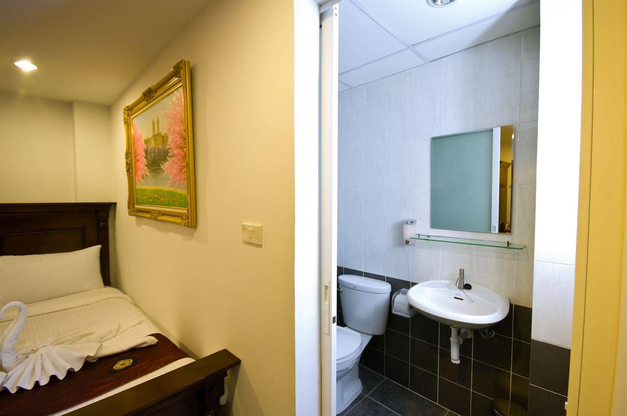 Hotel Richly Bangkok