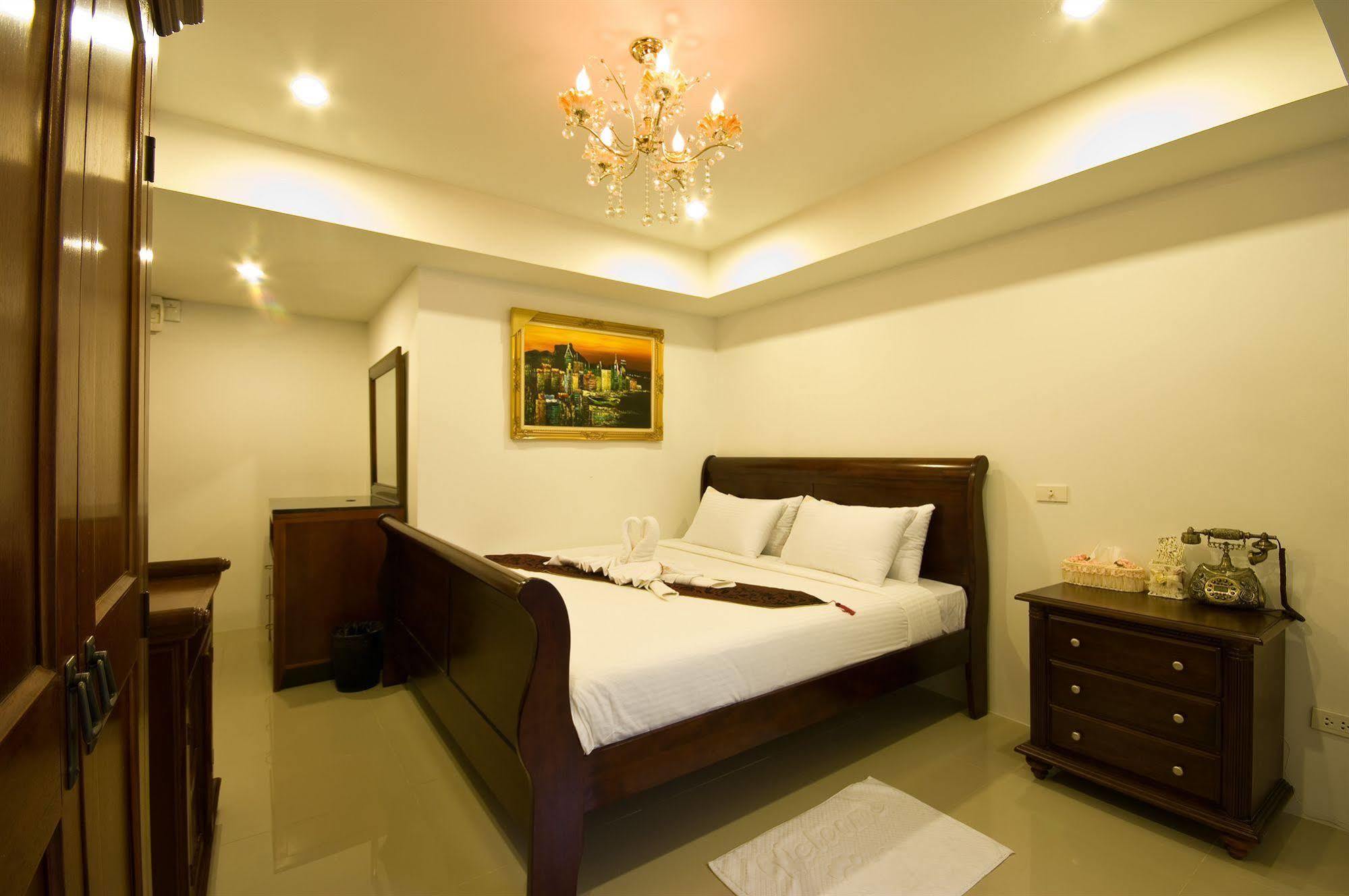 Richly Hotel