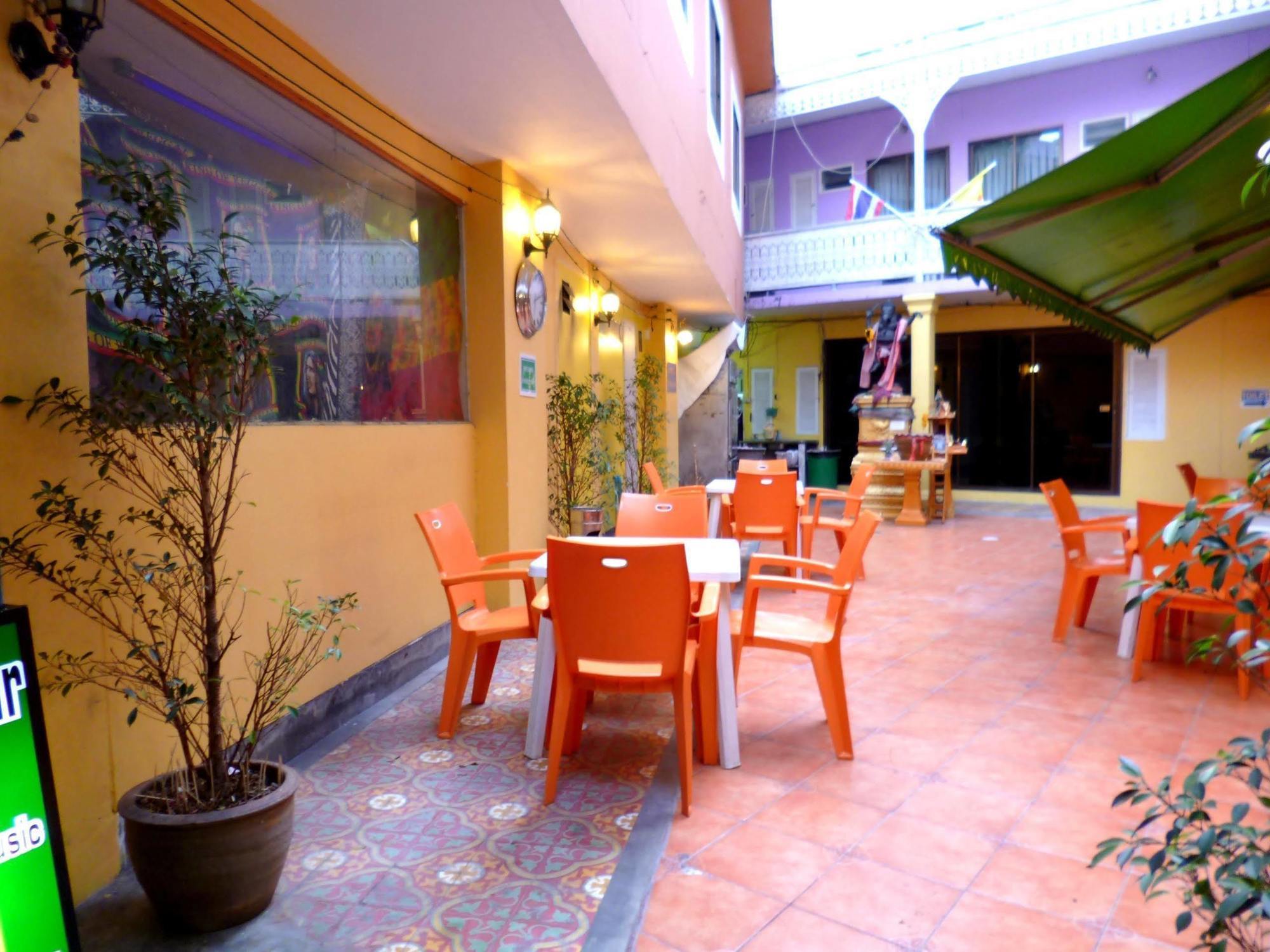 Hotel Sawasdee