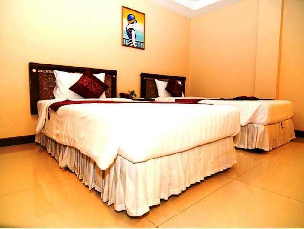 Grand Lucky Hotel