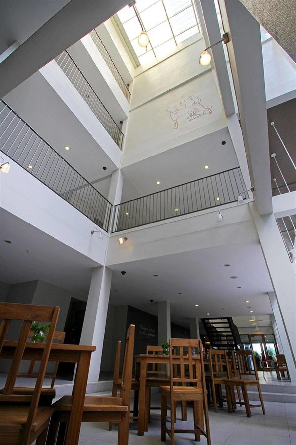 Chern Hostel *