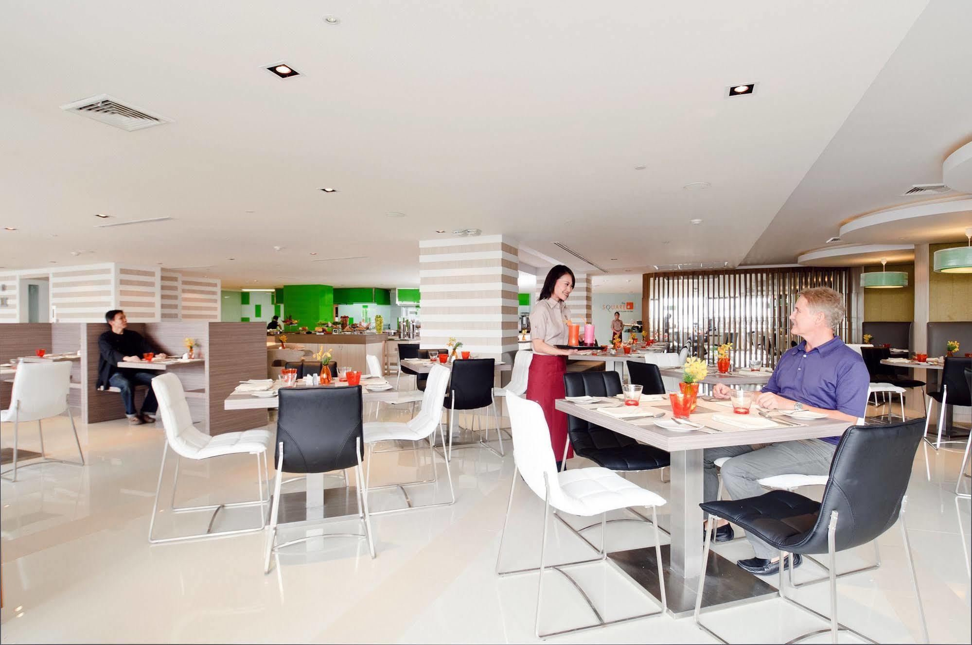 Hotel Hilton Garden Silom 4*