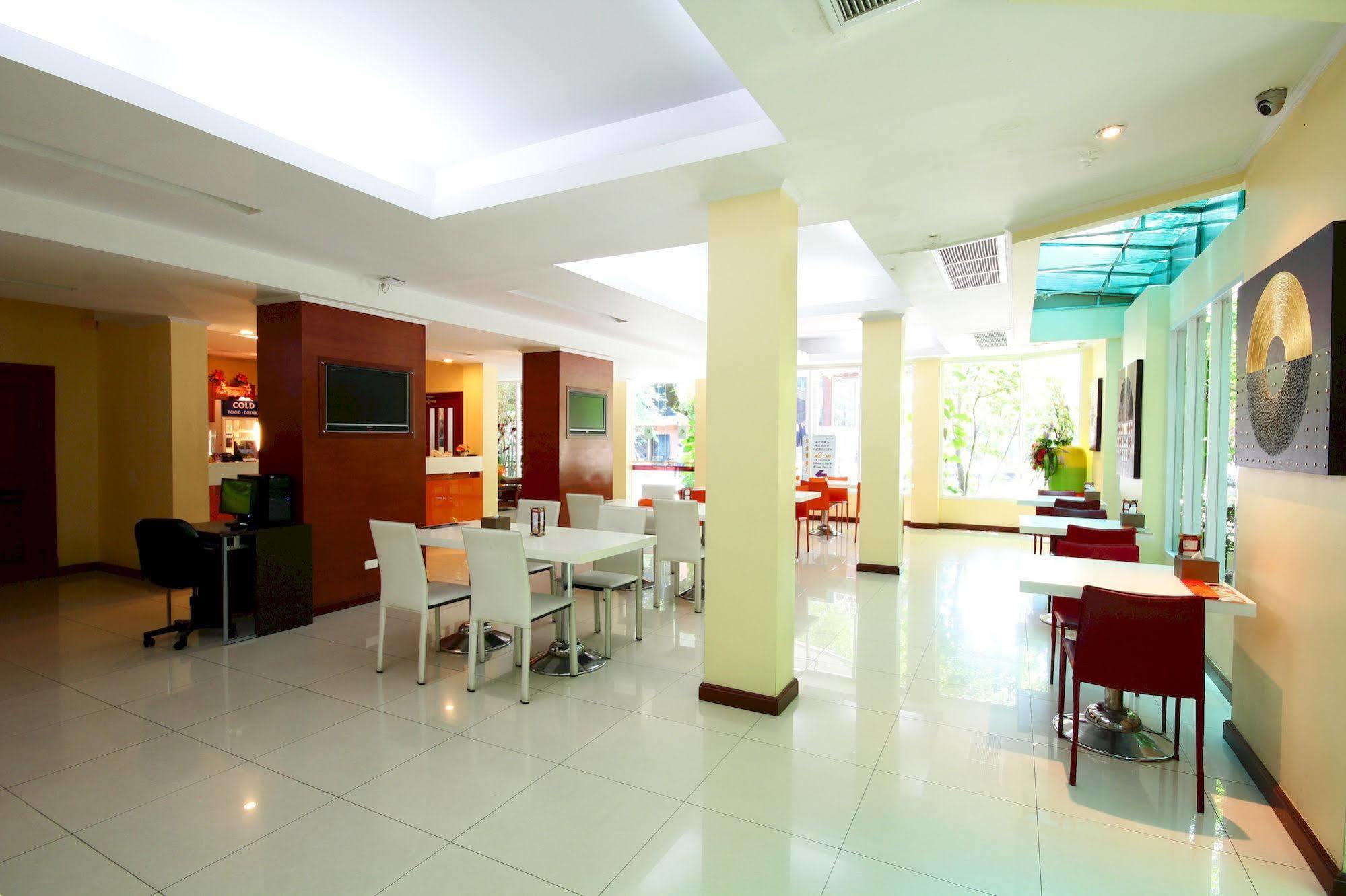 Calypzo Hotel Bangkok