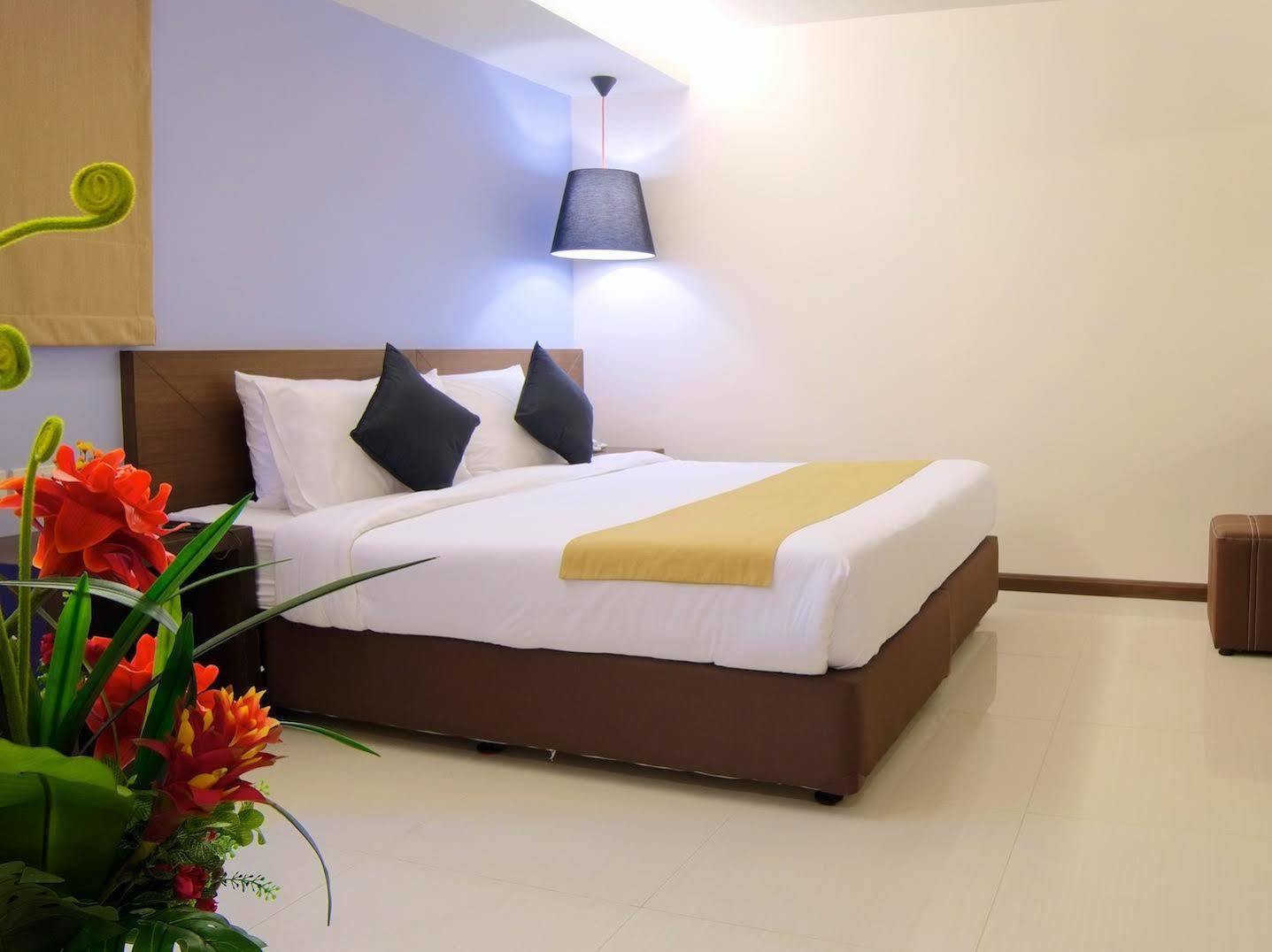 Hotel Grand Alpine Banguecoque