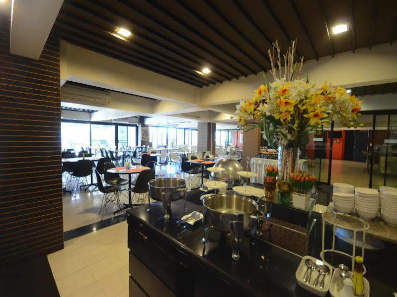 Hotel Solace At Srinakarin