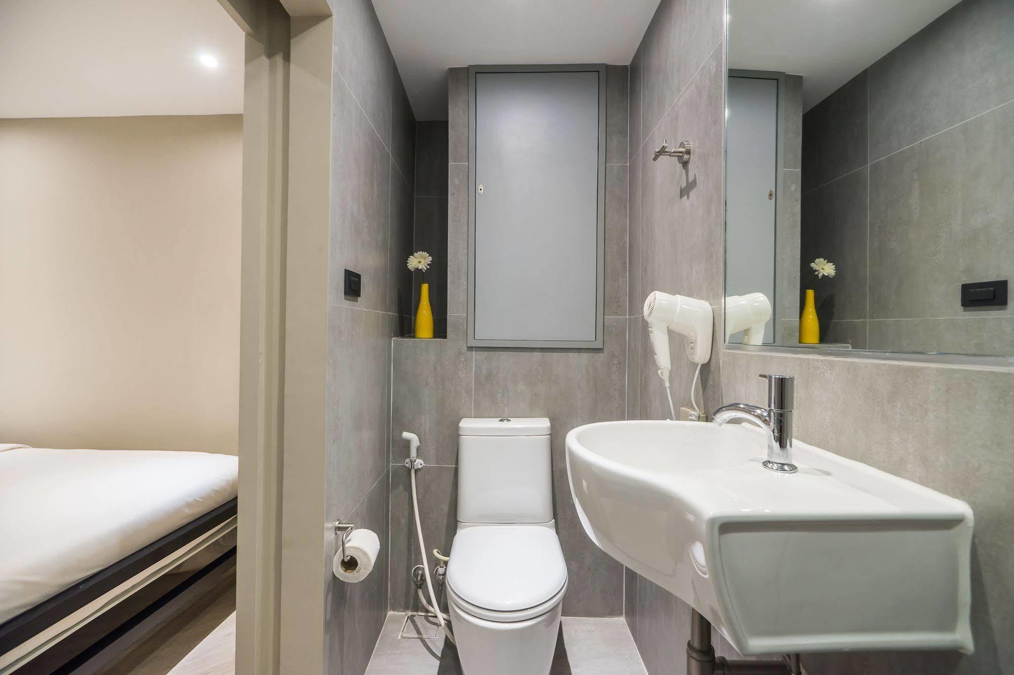 Lucky House Khaosan Hotel Bangkok