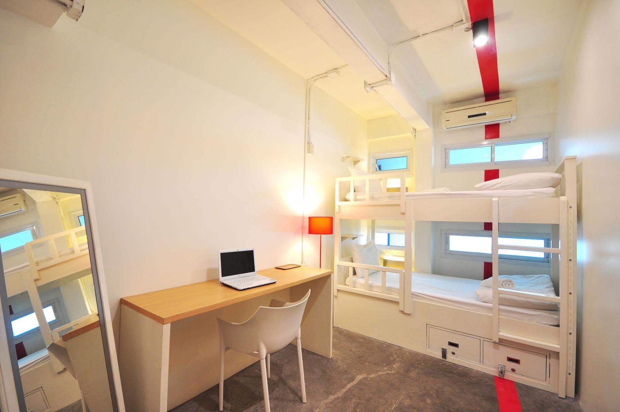 Hq Silom Bangkok
