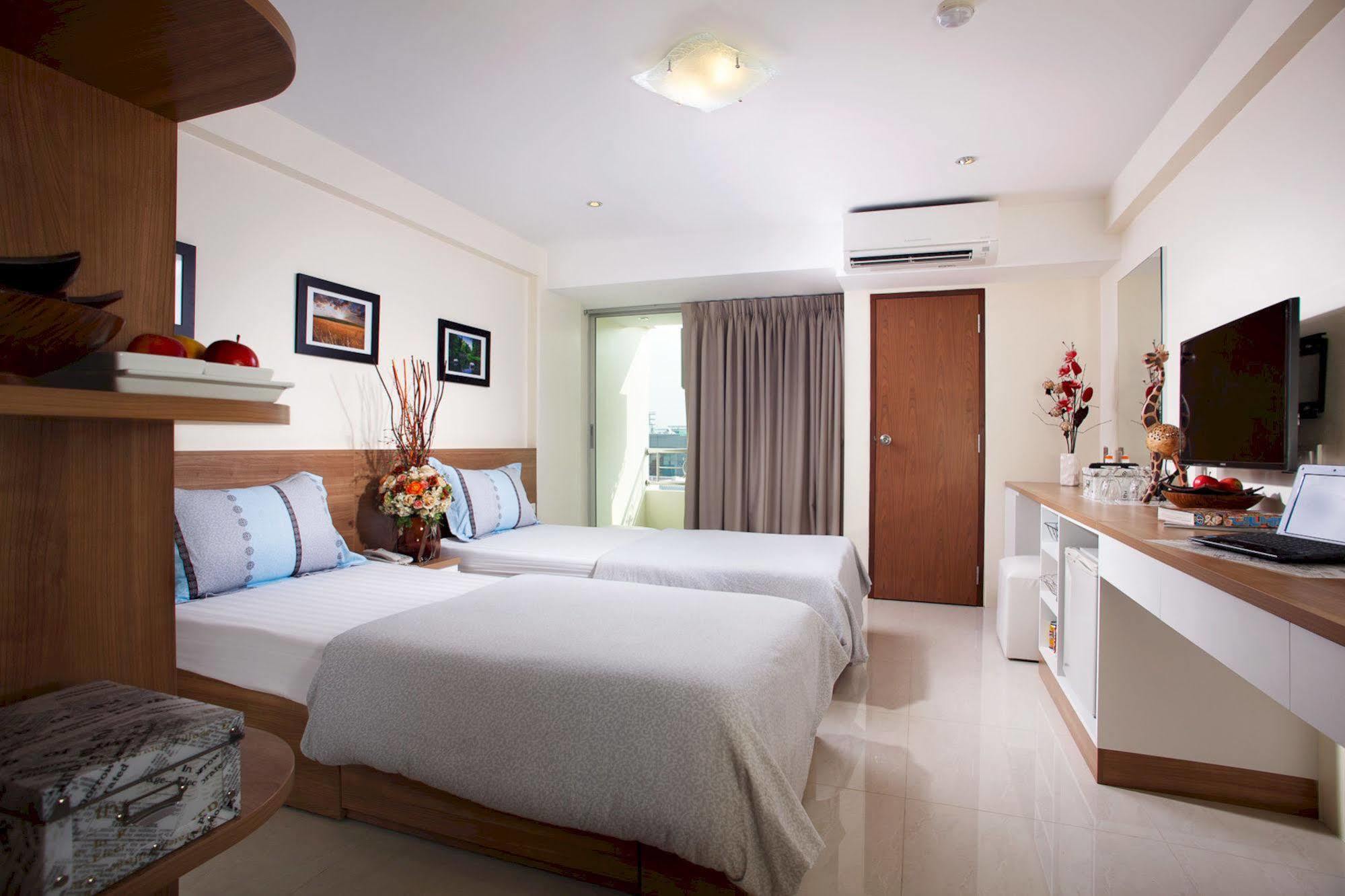 Kc Place Srinakarin 3*