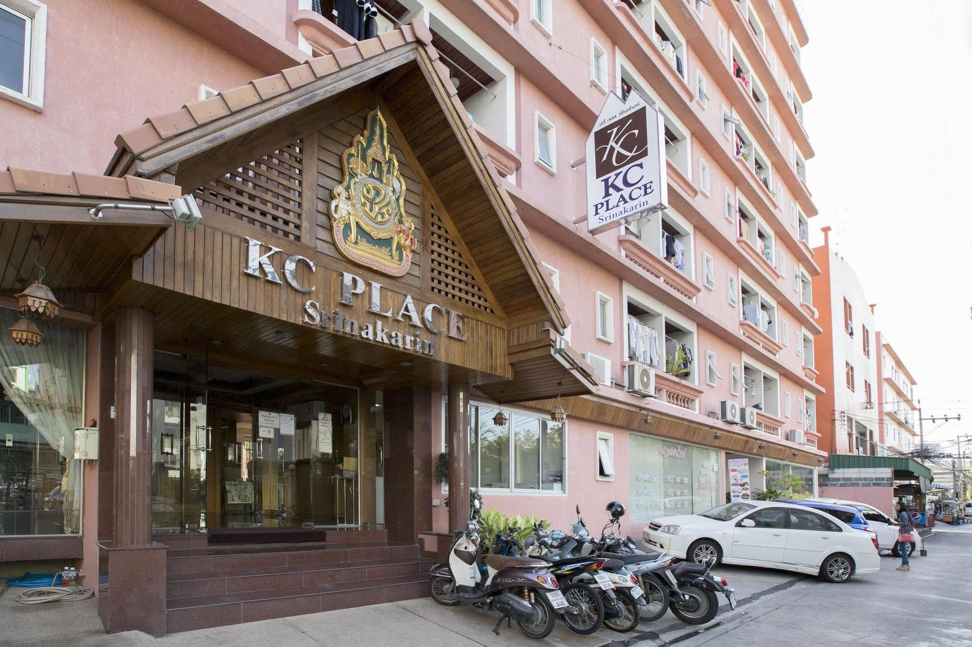 Kc Place Srinakarin Hotel Banguecoque