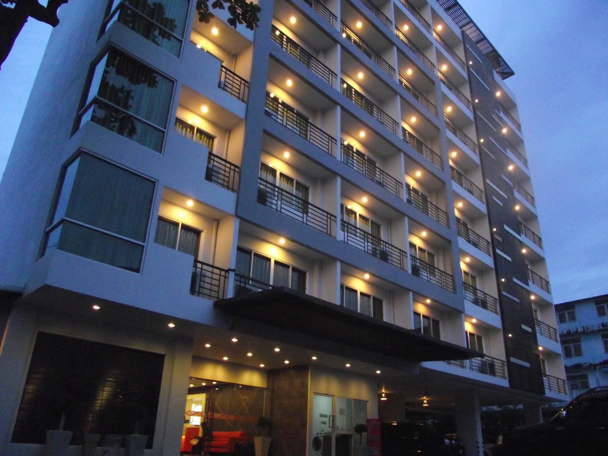 14 Living Bangkok