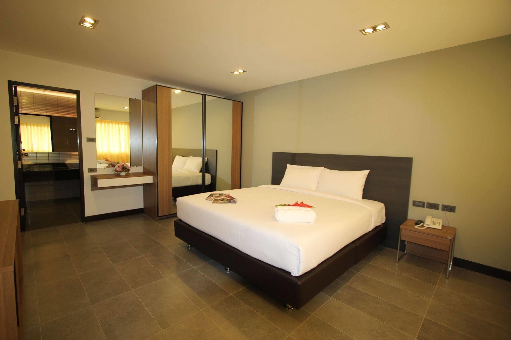 14 Living Bangkok