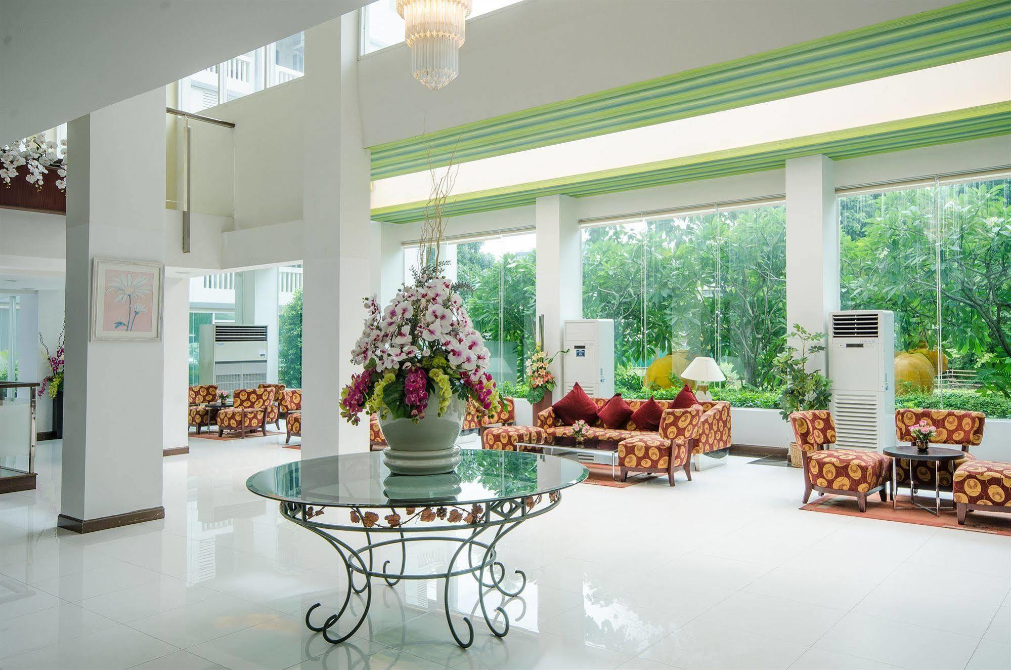 Hotel The Platinum